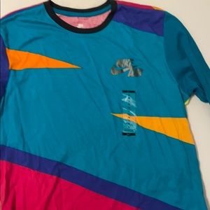 NIKE RETRO COLORS SHIRT
